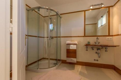 Cala Tarida Villa Sleeps 4 Pool Air Con T251912