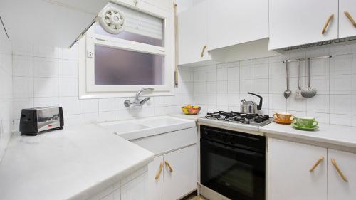 Calella De Palafrugell Apartment Sleeps 4