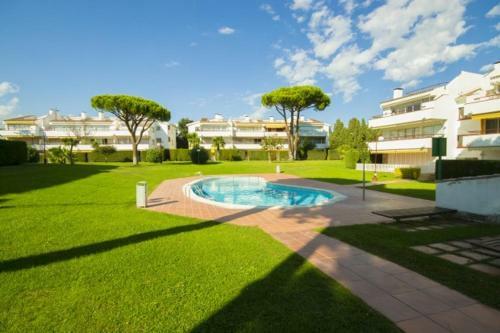 Calella De Palafrugell Apartment Sleeps 4 Pool Wifi