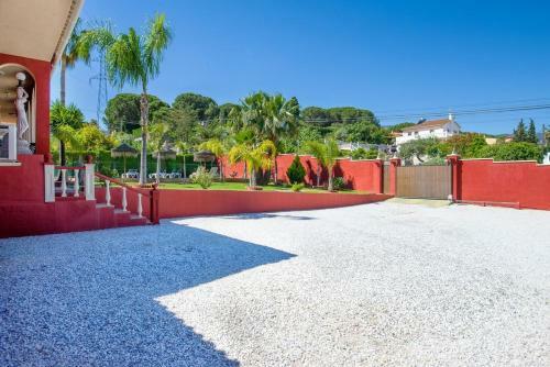 Alhaurin de La Torre Villa Sleeps 14 Pool Air Con