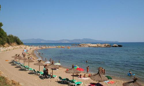 Coma-ruga Villa Sleeps 6 Pool Wifi