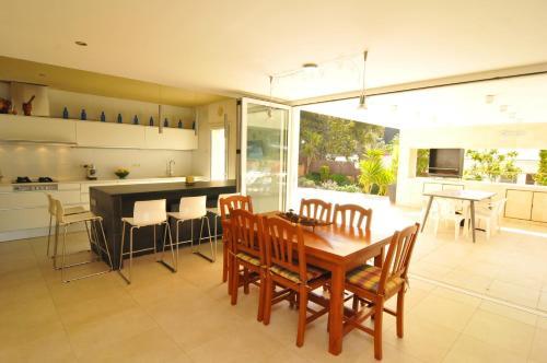 Villa Homeholidaysrentals Moai