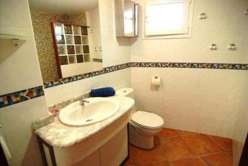 Arenys De Munt Villa Sleeps 4 Pool Wifi