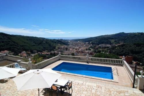 Arenys De Munt Villa Sleeps 4 Pool Wifi