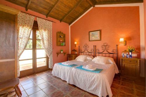 Arriate Villa Sleeps 8