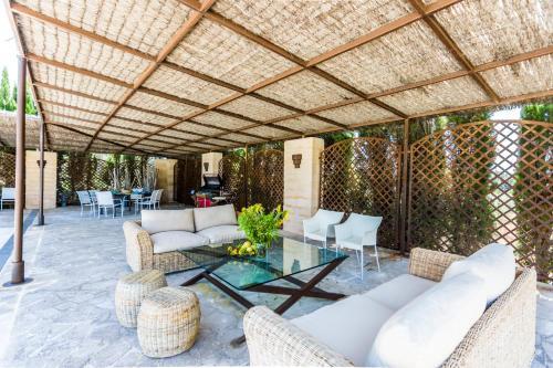 Villa Residence By G Cas Comte