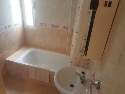 J�piter 1 Bedroom Apartment With Sea & Pool Views