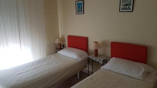 Amplio Apartamento De 2 Dormitorios