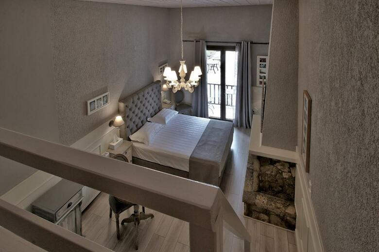 Boutique Hotel Skamnos