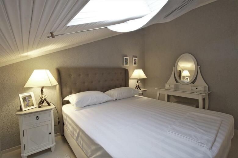 Boutique Hotel Skamnos