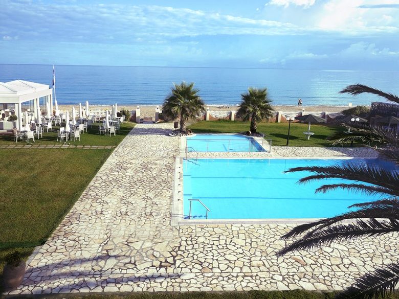 Hotel Acharavi Beach