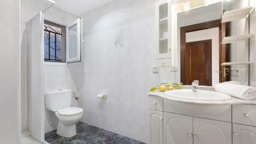 Blanes Villa Sleeps 9