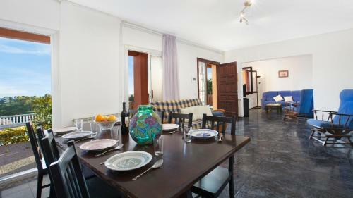 Blanes Villa Sleeps 9