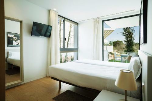 Hotel Holiday Rentals At Pga Catalunya