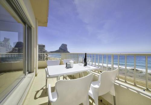 Calpe Apartment Sleeps 8