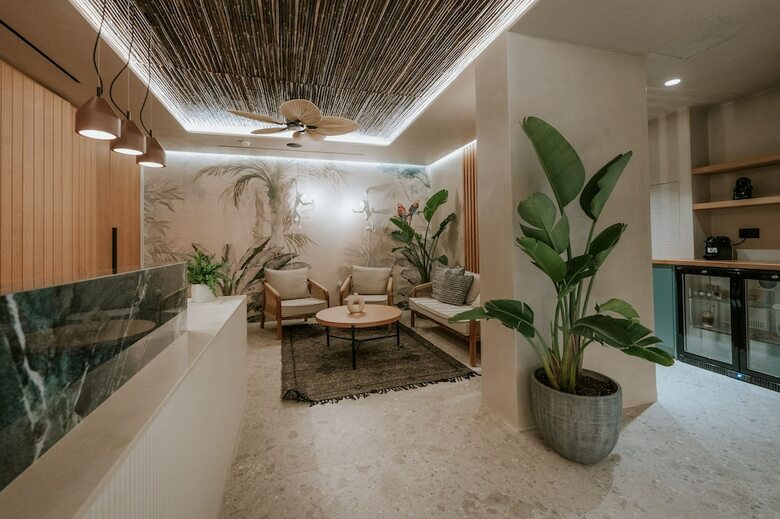 Hotel Aks Minoa Palace