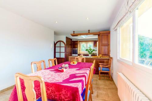 Can Picafort Villa Sleeps 8 Air Con Wifi