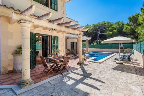 Villa Dunes