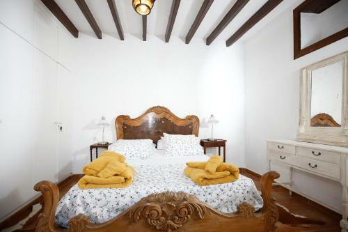 Candelaria's Mountain House (pool & Sea Views)