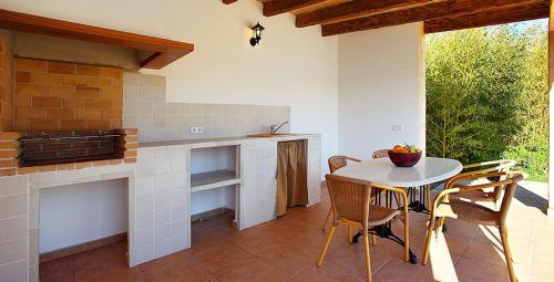 Cas Concos Villa Sleeps 10 Pool Air Con Wifi