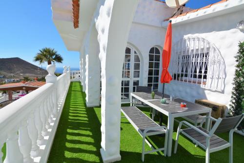 Tenerife Chayofa Carmela