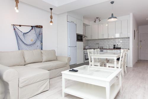 Corralejo Main Street Apartment IV - Casa Curro