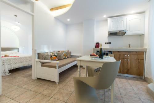 Spiros Hotel