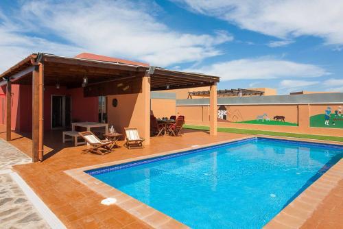 Villa Oneida