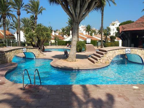 Villa Chalet Adosado Con Parcela Propia. Wifi Gratis.