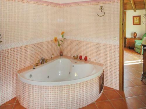 Four-bedroom Holiday Home In El Gastor