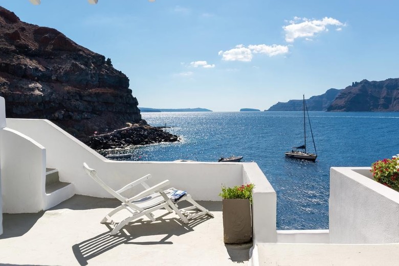 Hotel Amoudi Villas