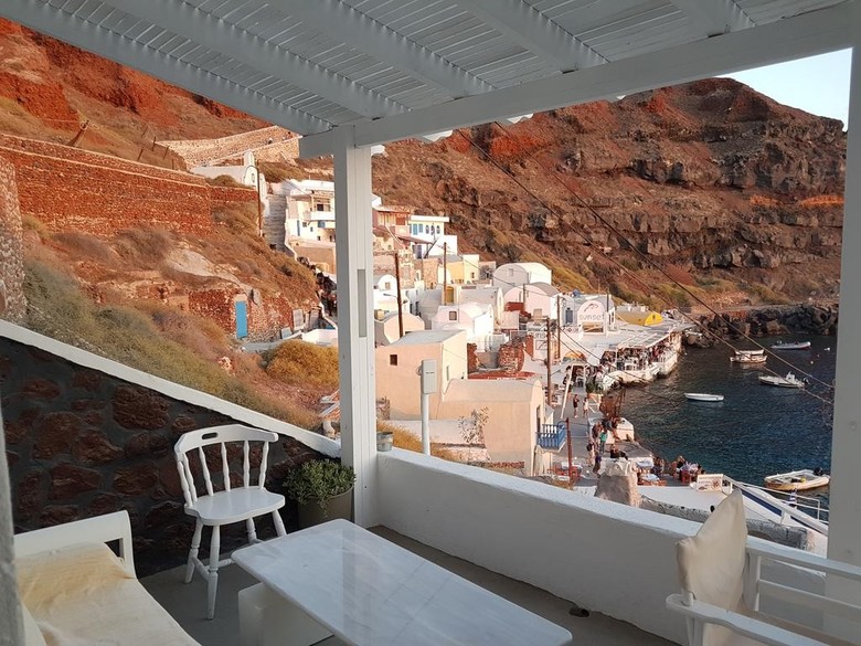 Hotel Amoudi Villas
