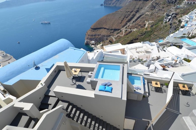 Hotel Aria Suites