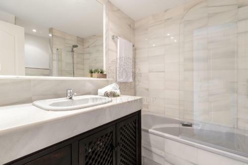 Apartamento Alhambra Del Golf Marbella By Dahlia Group