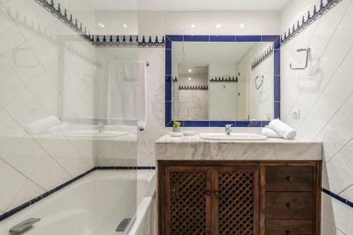 Apartamento Alhambra Del Golf Marbella By Dahlia Group