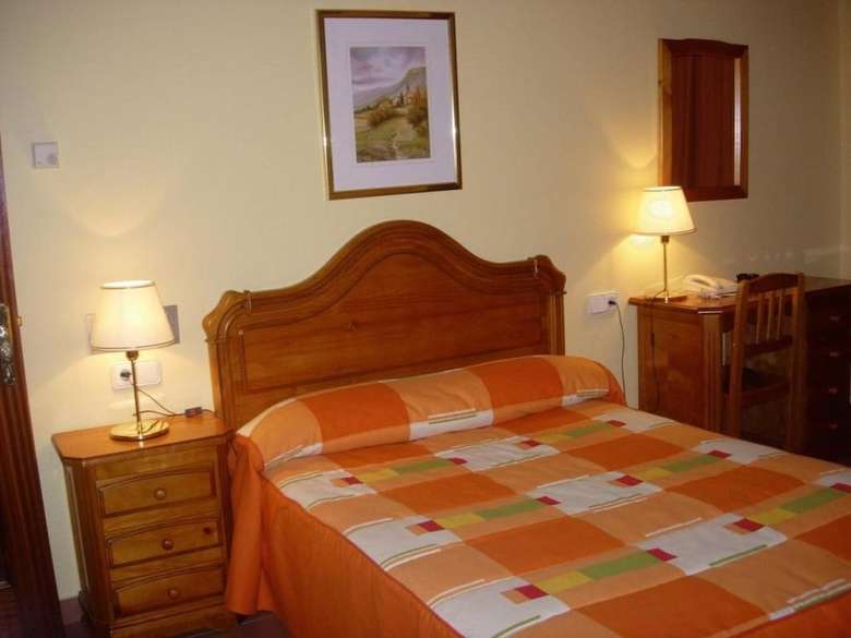 Hostal Pensio La Creu