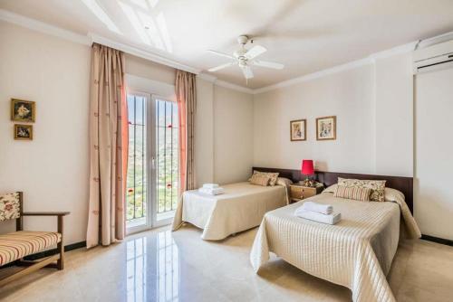 Frigiliana Villa Sleeps 8 Pool Air Con Wifi