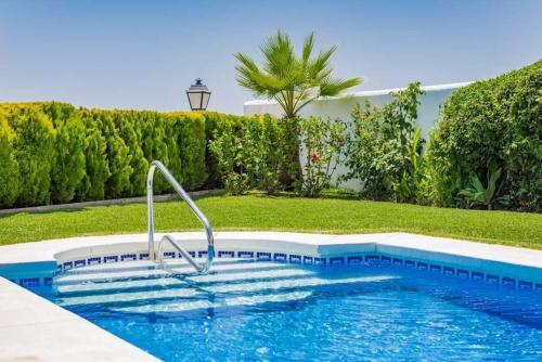 Frigiliana Villa Sleeps 8 Pool Air Con Wifi