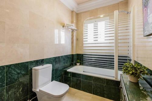 Frigiliana Villa Sleeps 8 Pool Air Con Wifi