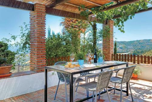 Coria Del Rio Villa Sleeps 5 Air Con Wifi