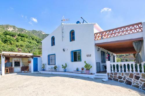 Villa White
