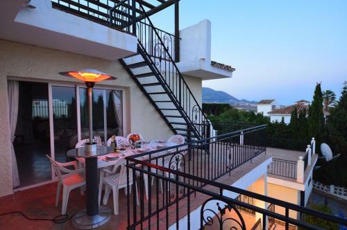 Fuengirola Villa Sleeps 15 Pool Air Con Wifi