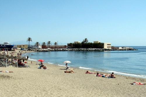 Apartamento Cozy 1br Beach In Centre Fuengirola