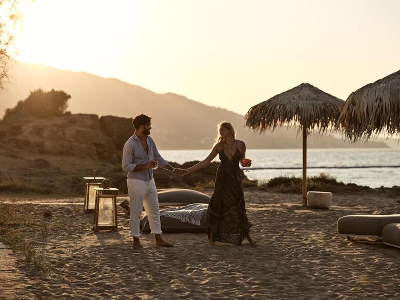 Bay Hotel And Suites