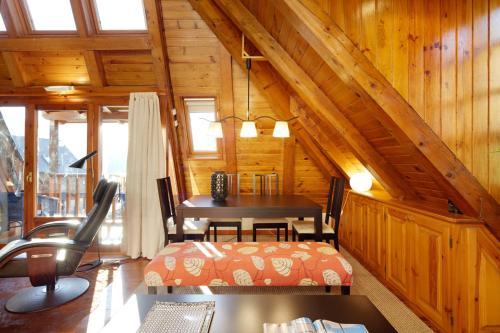 Apartamentos Gar�s IV