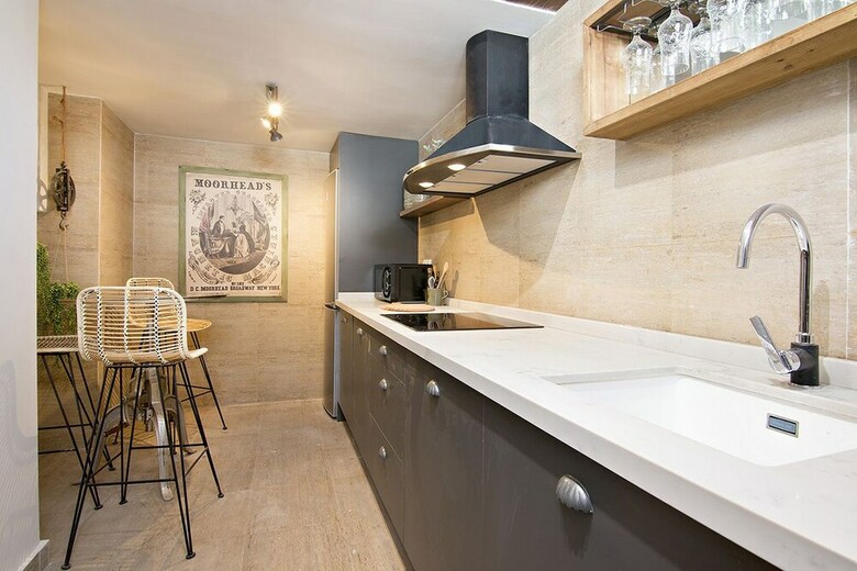 Chezmoihomes Cathedral Apartment