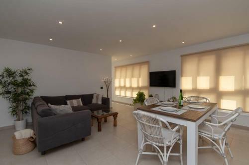 Apartamento El Medano 2 - Two Bed With Unlimited Wifi Internet