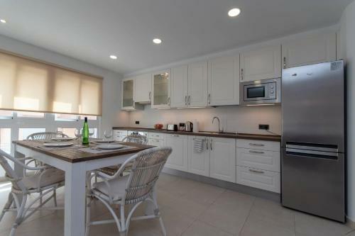 Apartamento El Medano 2 - Two Bed With Unlimited Wifi Internet