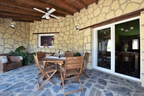 Bohemian Paradise + Pool & Ocean Views & Garden