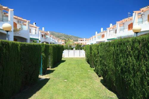 Uhc Arenal Family Complex